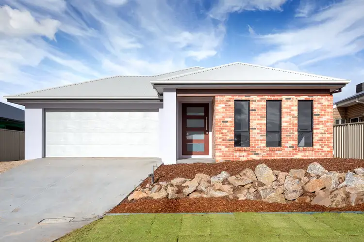 Main view of Homely house listing, 31 Erlandsen Circuit, Wodonga VIC 3690