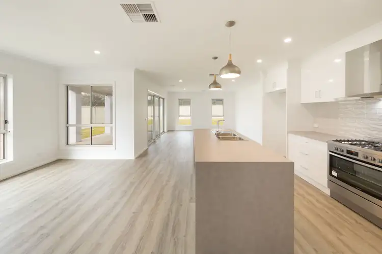 Fourth view of Homely house listing, 31 Erlandsen Circuit, Wodonga VIC 3690