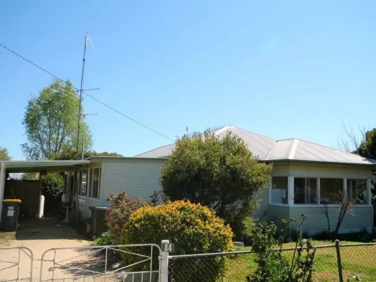 84 Granville Street, Inverell NSW 2360