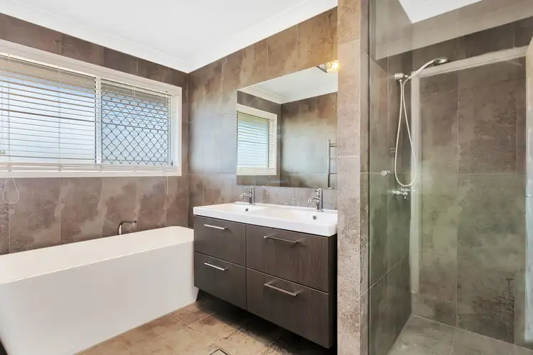 Sixth view of Homely house listing, 2 Gulubia Place, Calamvale QLD 4116