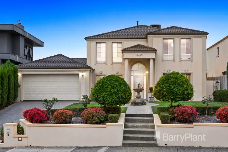 30 Viewgrand Way, Greensborough VIC 3088