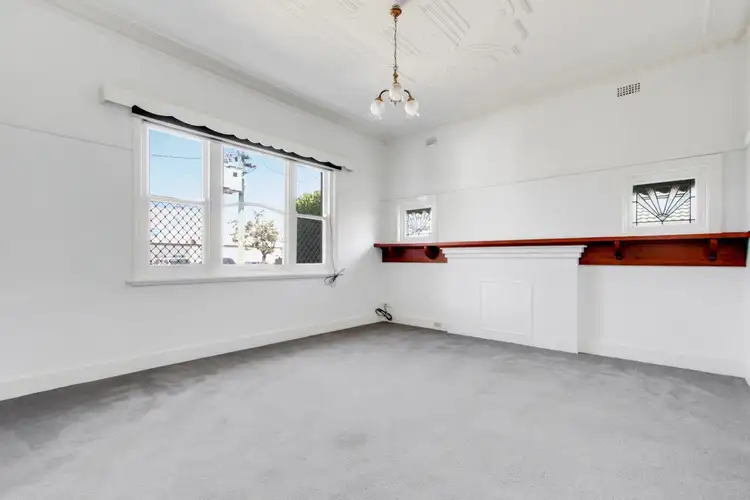 Fourth view of Homely house listing, 10 Francis Street, Bairnsdale VIC 3875