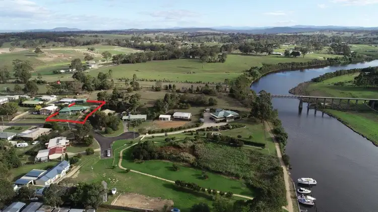 Main view of Homely house listing, 4 Bradley Court, Nicholson VIC 3882