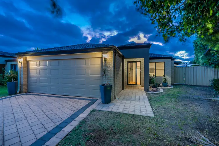 16 Morisot Crescent, Ashby WA 6065