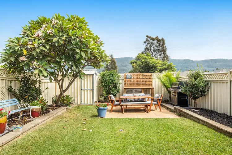 Third view of Homely villa listing, 1/4 Park Road, Bellambi NSW 2518