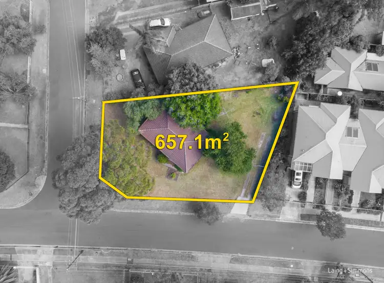 2 Awatea Place, Lethbridge Park NSW 2770