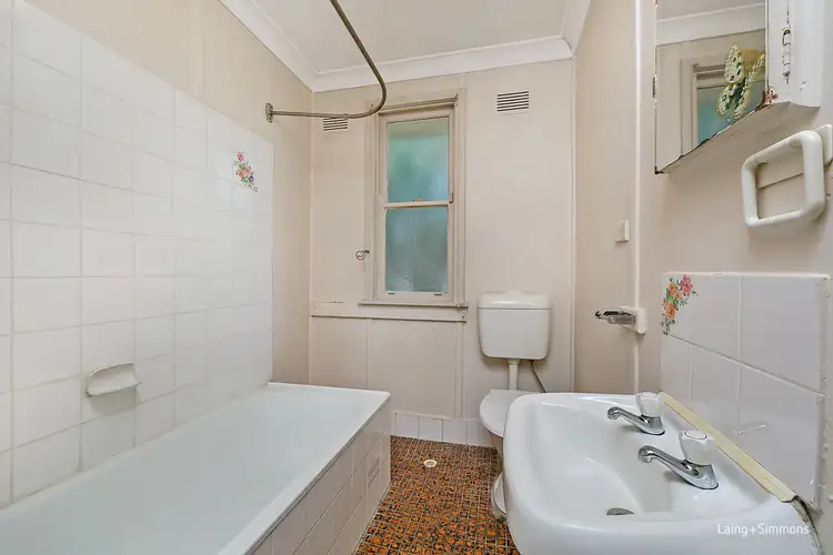 Fifth view of Homely house listing, 2 Awatea Place, Lethbridge Park NSW 2770