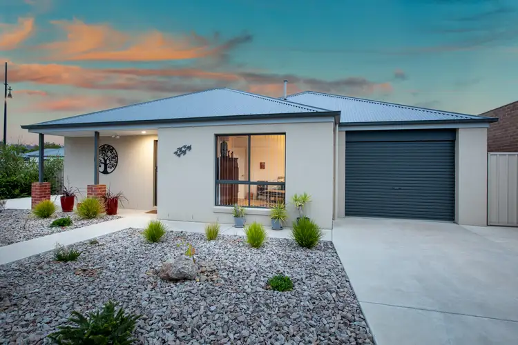 Second view of Homely house listing, 26 Inwood Crescent, Wodonga VIC 3690