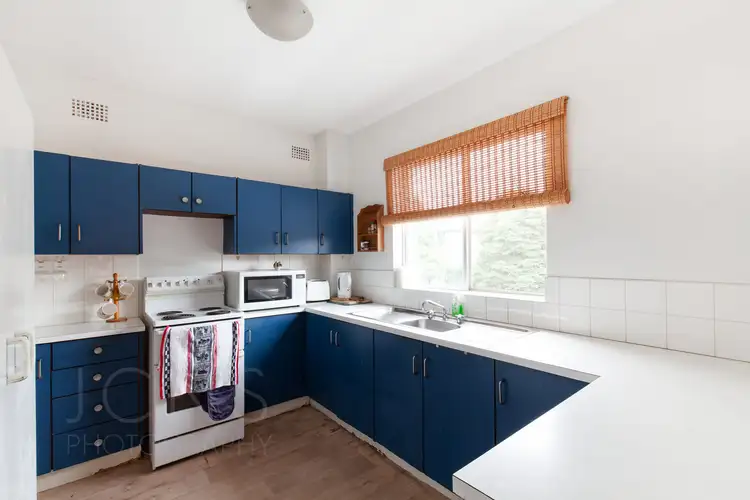 Third view of Homely apartment listing, 3/113 Oaks Avenue, Dee Why NSW 2099