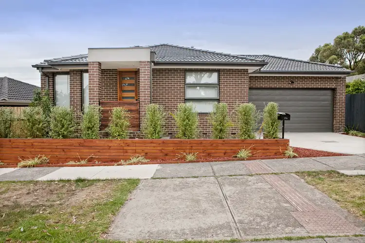 21A Heathmere Crescent, Endeavour Hills VIC 3802