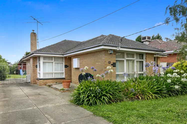13 Enderly Avenue, Reservoir VIC 3073