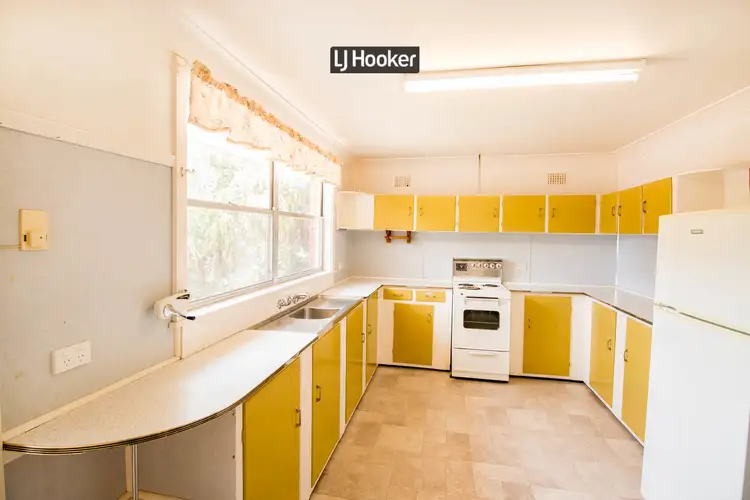 Fifth view of Homely house listing, 6 East Street, Inverell NSW 2360