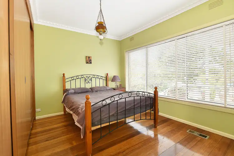 Fifth view of Homely house listing, 18 Keats Avenue, Kingsbury VIC 3083