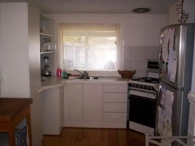 Fourth view of Homely unit listing, 1/7 Dowling Street, Traralgon VIC 3844