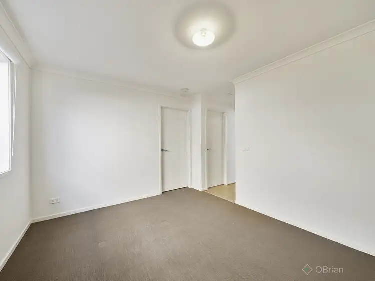 Fifth view of Homely house listing, 29 Elmsford Crescent, Cranbourne West VIC 3977