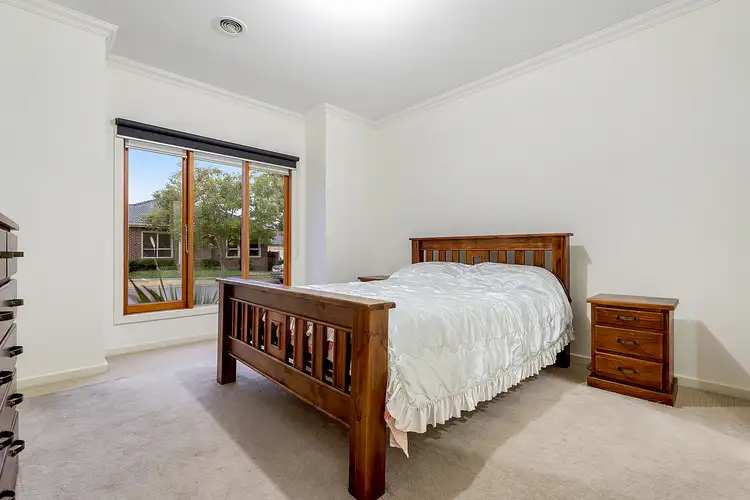 Seventh view of Homely house listing, 5 Beechville Place, Craigieburn VIC 3064