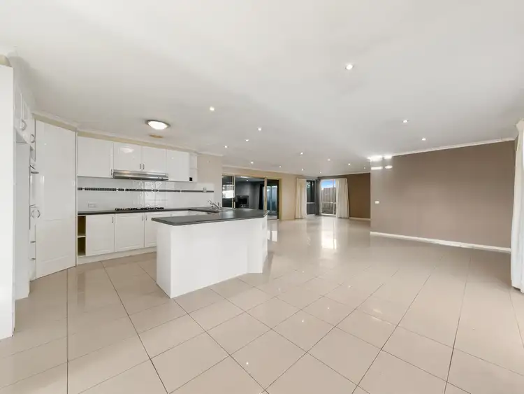 Fourth view of Homely house listing, 7 Cheshunt Court, Cranbourne North VIC 3977