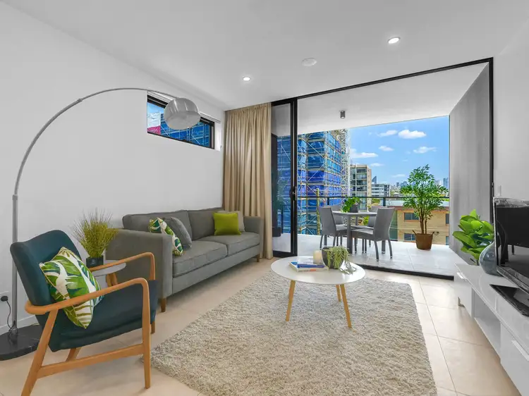 Sixth view of Homely unit listing, 8 Zillah Street, Greenslopes QLD 4120
