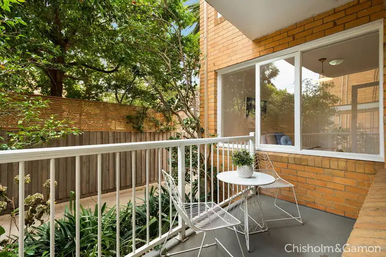 Fifth view of Homely apartment listing, 4/26 Beach Avenue, Elwood VIC 3184