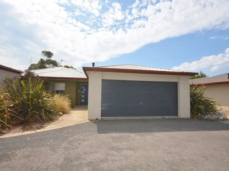 15 Lancaster Close, Portland VIC 3305