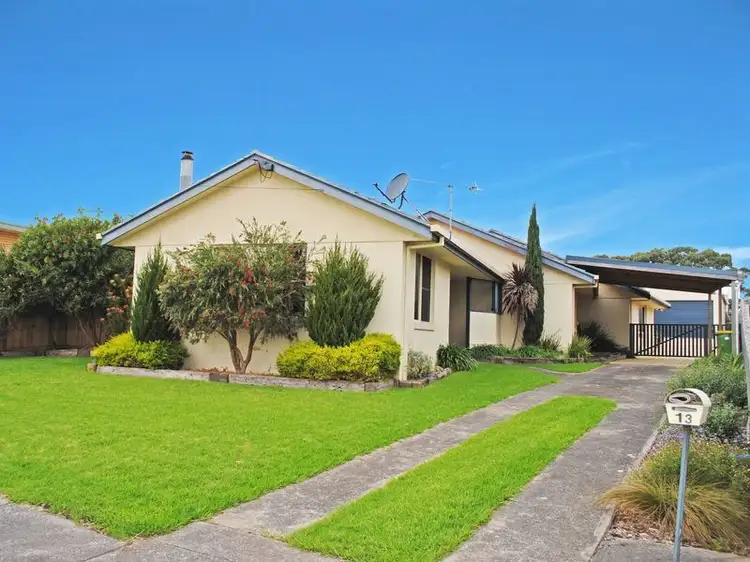 13 Dutton Street, Portland VIC 3305