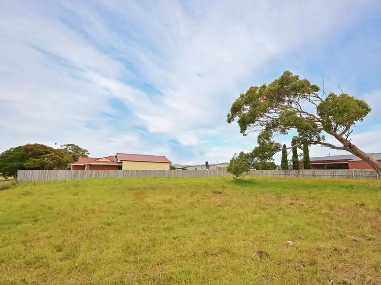 13-15 Moorhouse Street, Portland VIC 3305