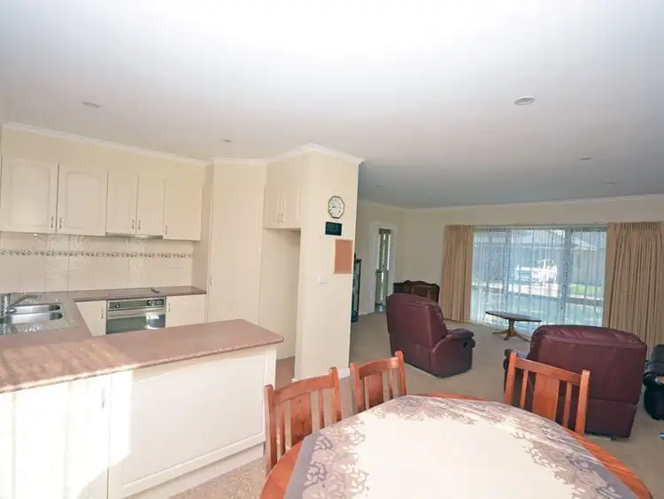 Fifth view of Homely house listing, 1/17 Fitzroy Street, Heywood VIC 3304