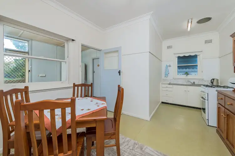 Fourth view of Homely house listing, 2 Sewell Avenue, Seven Hills NSW 2147