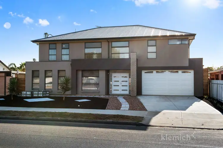 827 Military Road, North Haven SA 5018