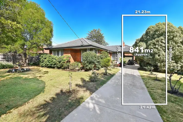 1 Swayfield Road, Mount Waverley VIC 3149