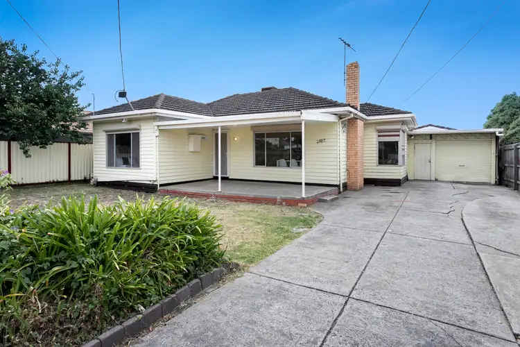 12 Theresa Street, Sunshine North VIC 3020