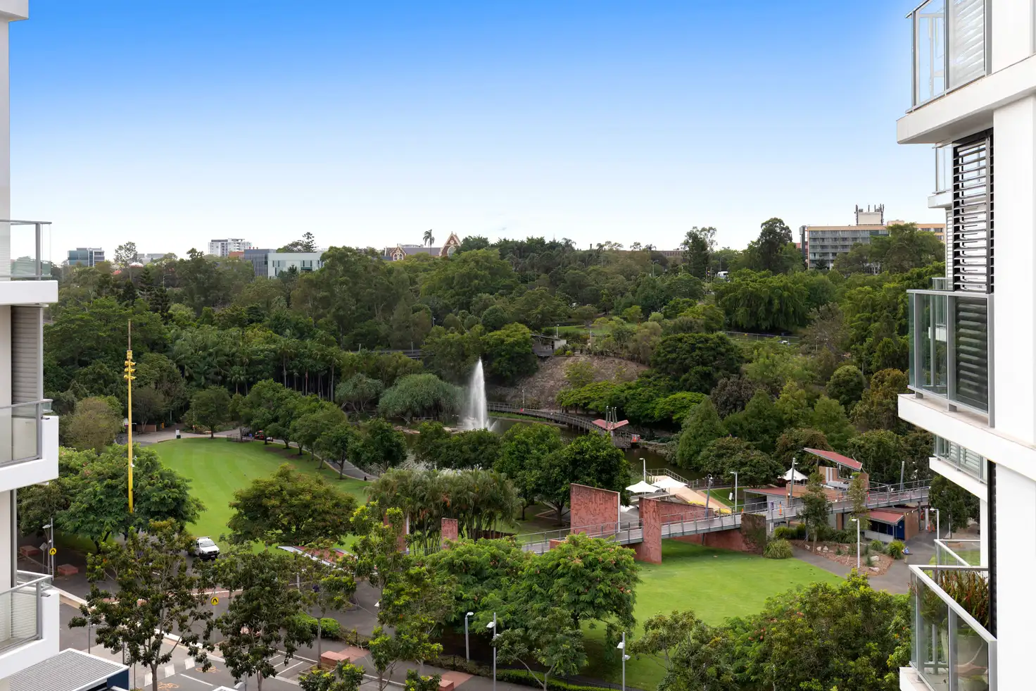 Main view of Homely unit listing, 3036/3 Parkland Boulevard, Brisbane City QLD 4000