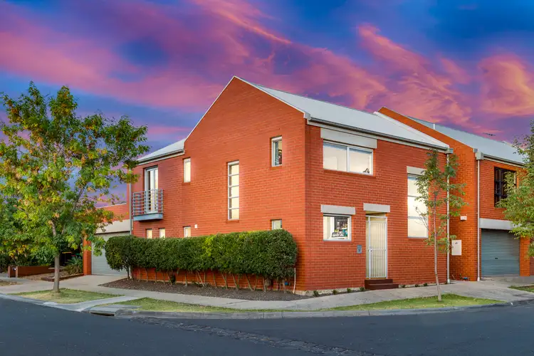 Main view of Homely house listing, 10 Edinburgh Lane, Caroline Springs VIC 3023