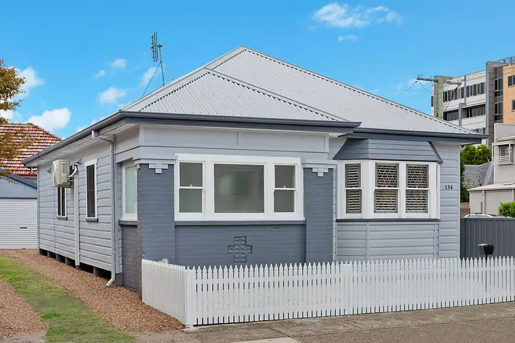 134 Denison Street, Hamilton NSW 2303