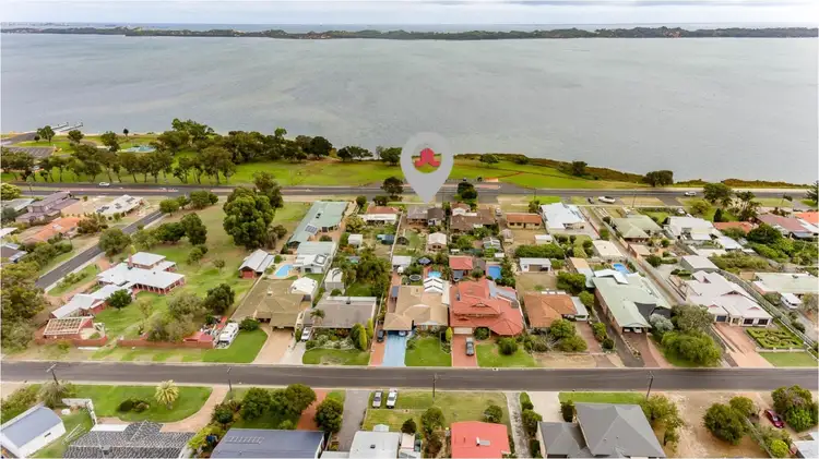 341 Old Coast Road, Australind WA 6233