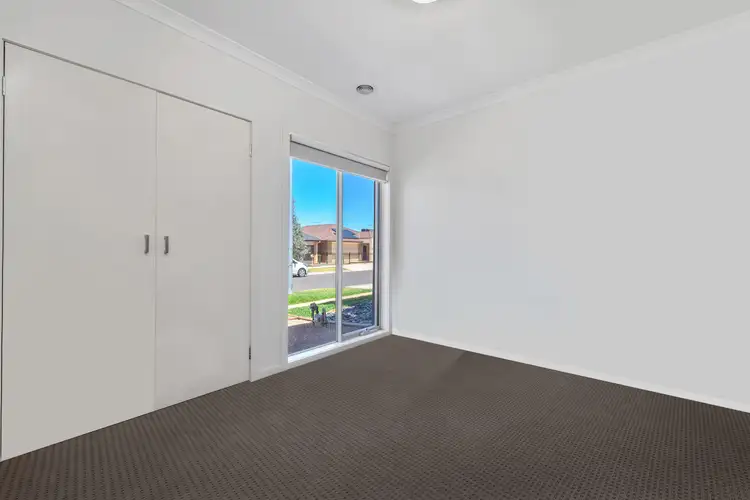 Sixth view of Homely house listing, 32 Birchmore Circuit, Truganina VIC 3029