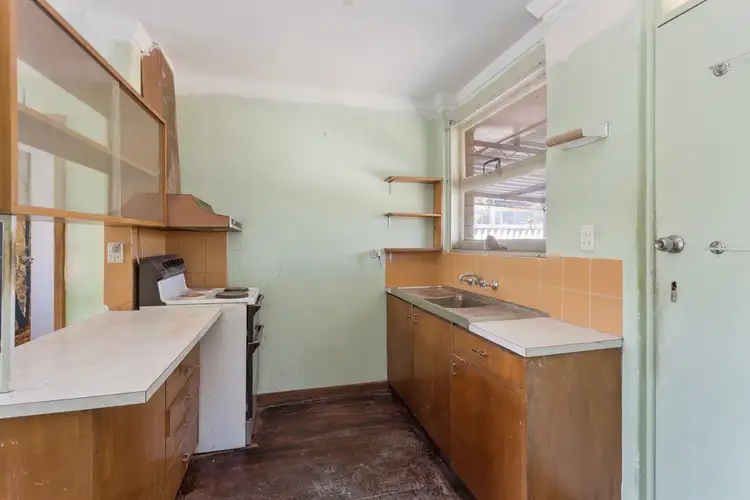 Fifth view of Homely semi-detached listing, 1/73 Bank Street, East Victoria Park WA 6101