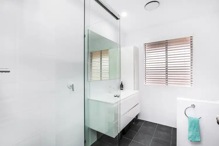 Fourth view of Homely apartment listing, 9/42 Seaview Street, Cronulla NSW 2230