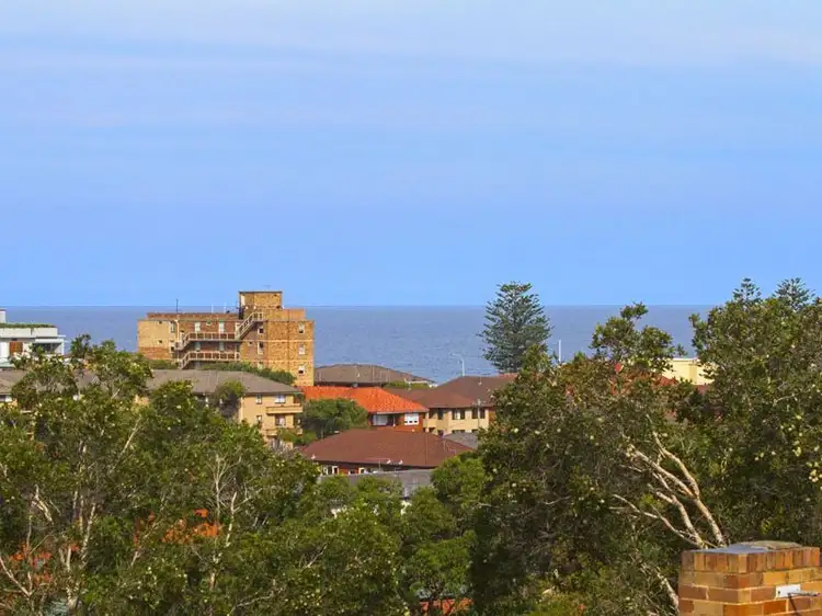 Fifth view of Homely apartment listing, 9/42 Seaview Street, Cronulla NSW 2230