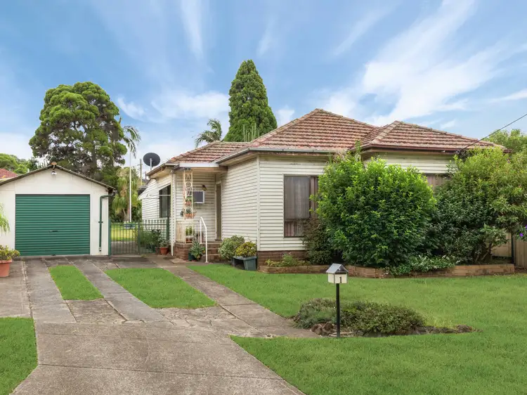 1 Reiba Crescent, Revesby NSW 2212