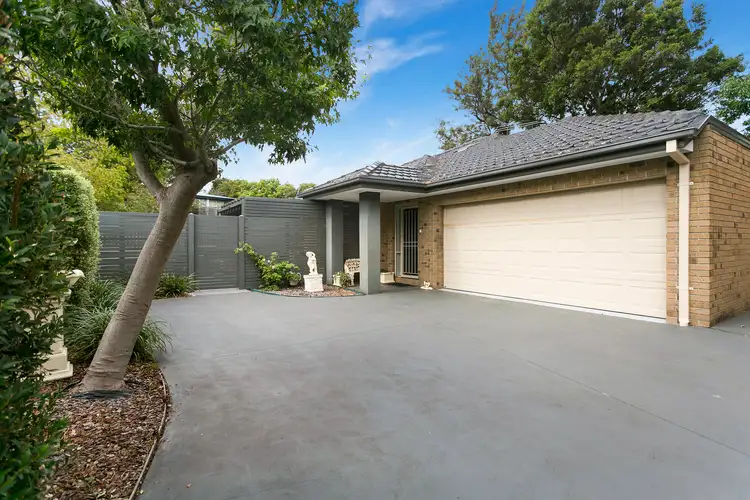 2/17 Oakfield Court, Frankston South VIC 3199