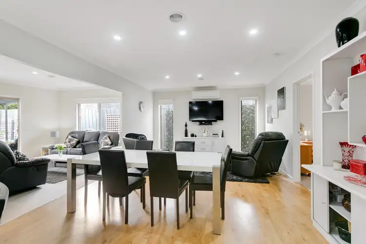 Fourth view of Homely townhouse listing, 2/17 Oakfield Court, Frankston South VIC 3199
