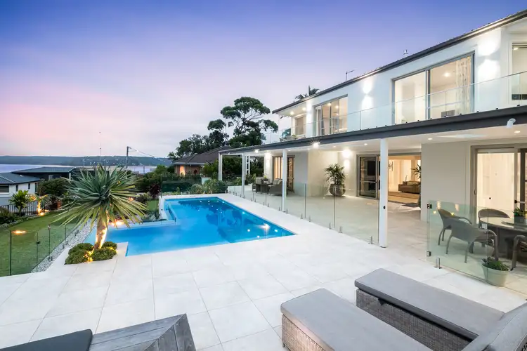 90 Fernleigh Road, Caringbah South NSW 2229
