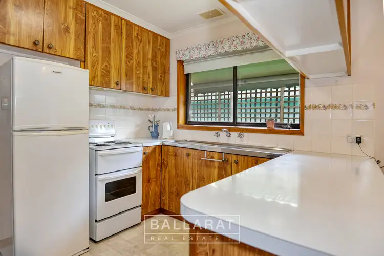 Fifth view of Homely unit listing, 2/103 Inkerman Street, Maryborough VIC 3465