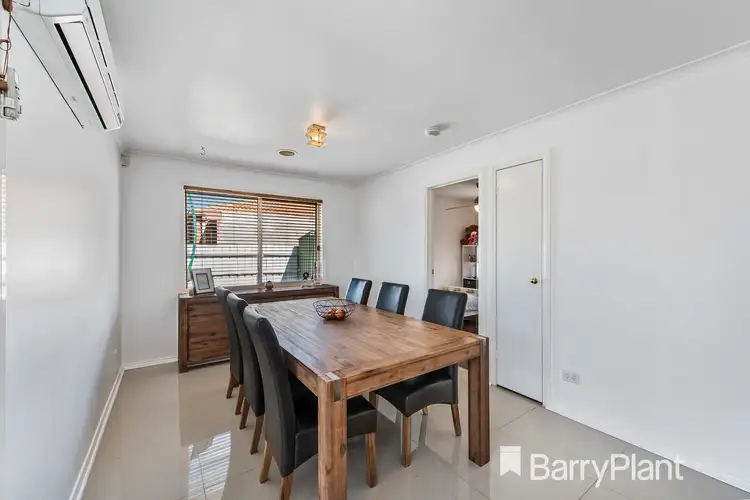 Sixth view of Homely house listing, 37 Karinya Close, Werribee VIC 3030