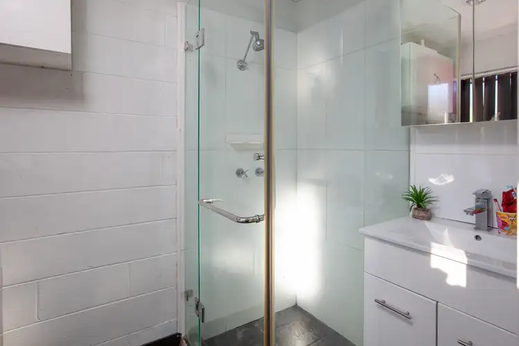 Fourth view of Homely unit listing, 2/1 Rattray Avenue, Wodonga VIC 3690