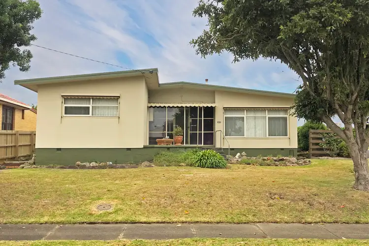 32 Bade Avenue, Portland VIC 3305