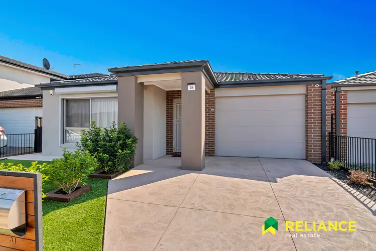 Second view of Homely house listing, 34 Freemont Circuit, Truganina VIC 3029