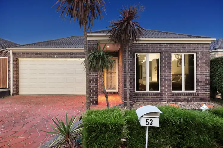 53 Flagstaff Loop, Craigieburn VIC 3064