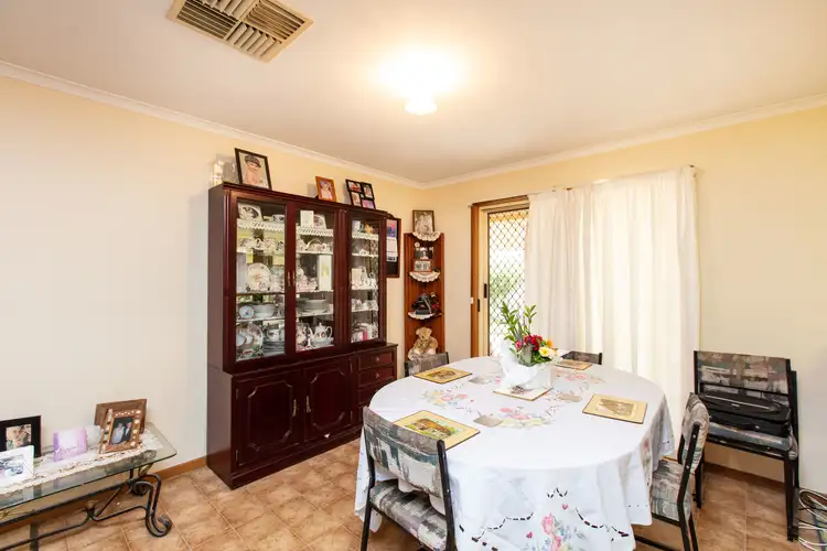 Sixth view of Homely house listing, 5 Jodie Court, Mildura VIC 3500